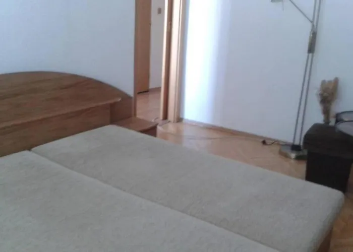 V Centre Ziliny 아파트 질리나